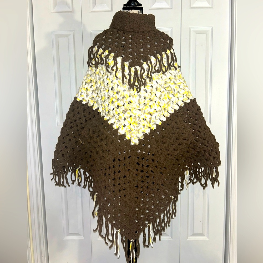 HANDMADE Poncho with pockets